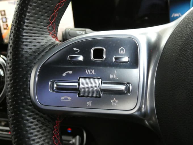 2025 Mercedes-benz Glb