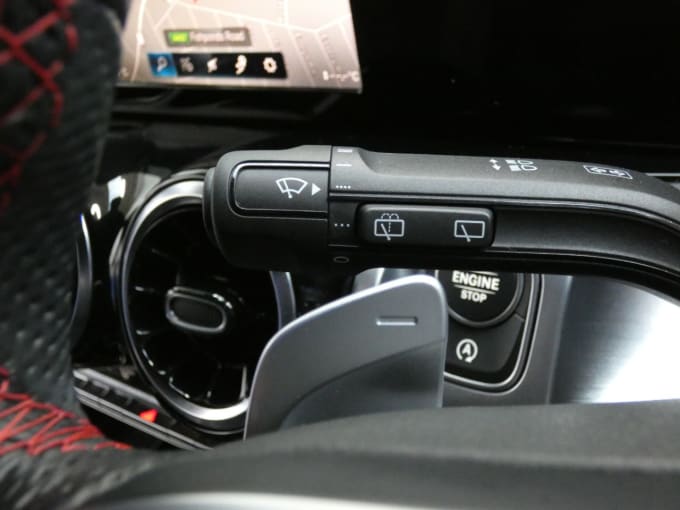 2025 Mercedes-benz Glb