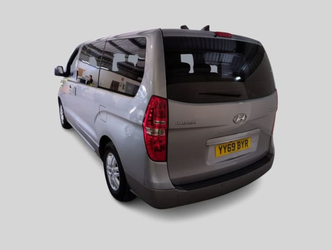 2025 Hyundai I800