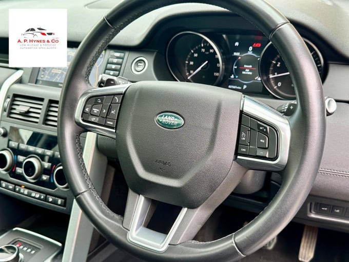 2025 Land Rover Discovery Sport