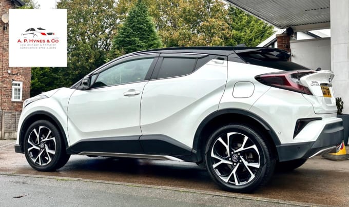 2024 Toyota C-hr