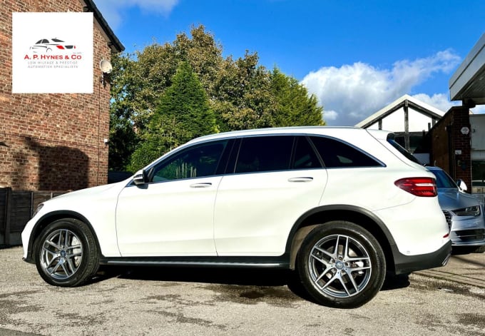 2024 Mercedes-benz Glc