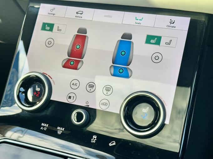 2025 Land Rover Range Rover Velar