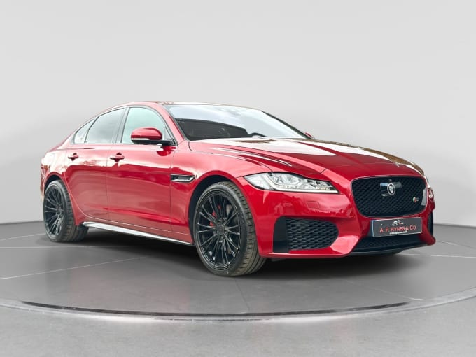 2025 Jaguar Xf