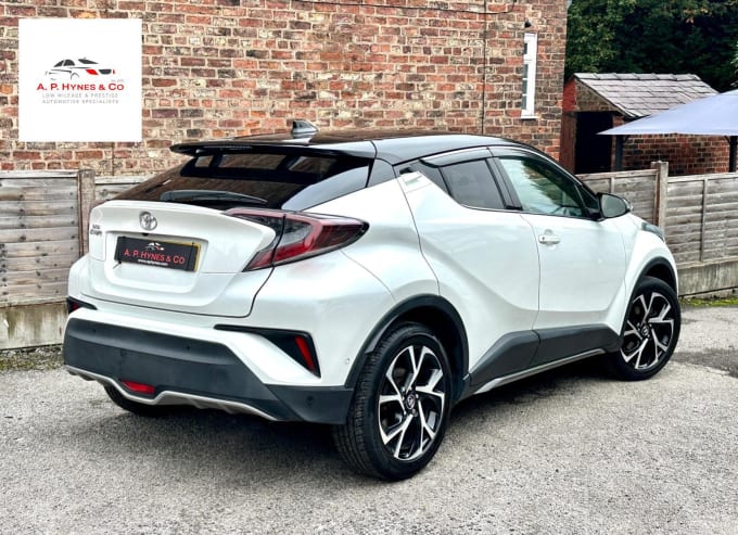 2024 Toyota C-hr