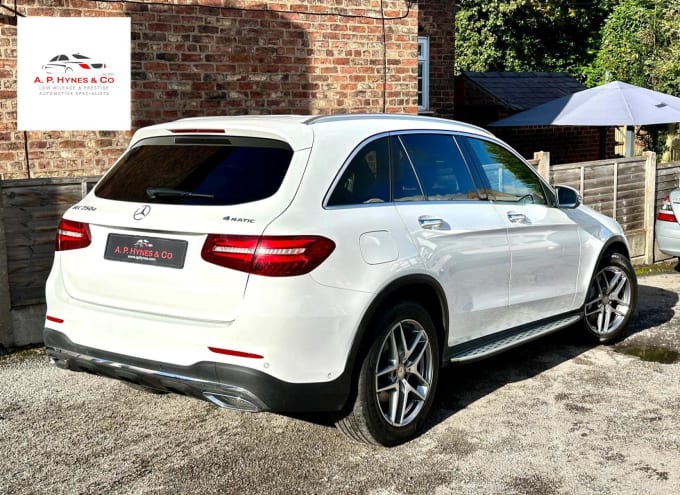 2024 Mercedes-benz Glc