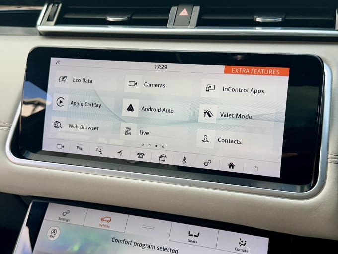 2025 Land Rover Range Rover Velar