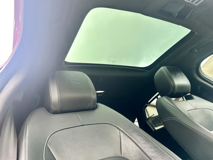 2025 Jaguar Xf