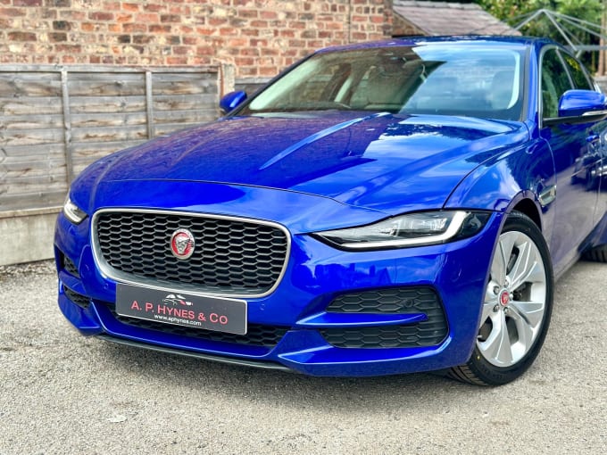 2024 Jaguar Xe