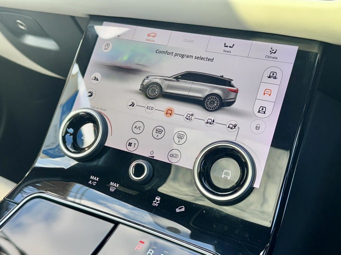2025 Land Rover Range Rover Velar
