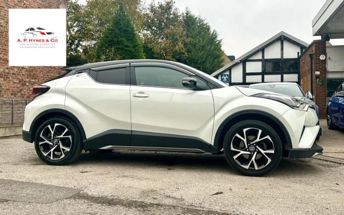 2024 Toyota C-hr