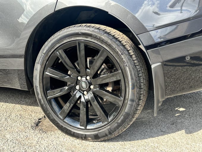 2025 Land Rover Range Rover Velar