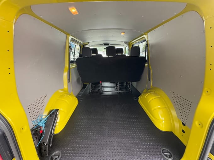 2025 Volkswagen Transporter