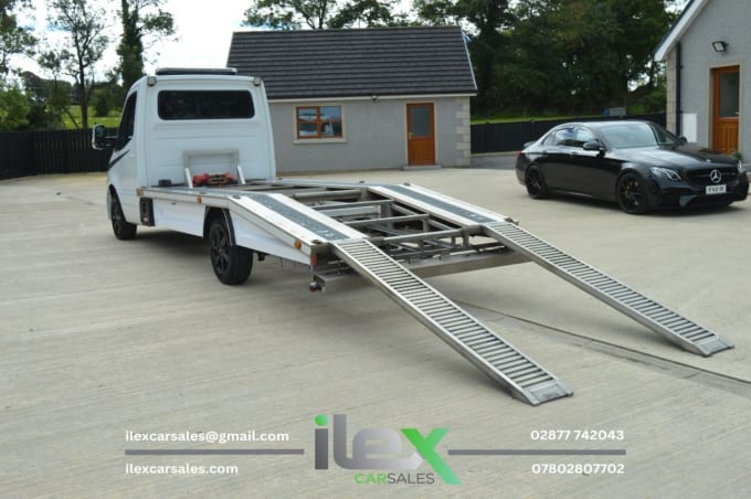2025 Mercedes-benz Sprinter
