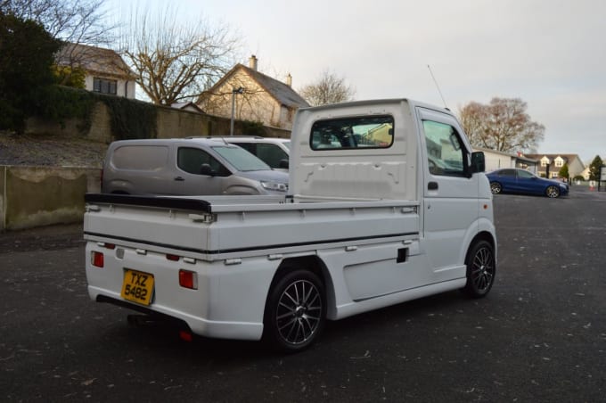 2025 Suzuki Carry