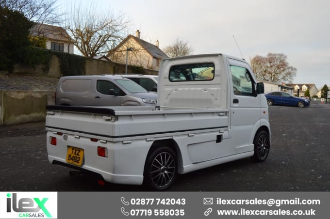 2025 Suzuki Carry