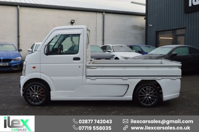 2025 Suzuki Carry