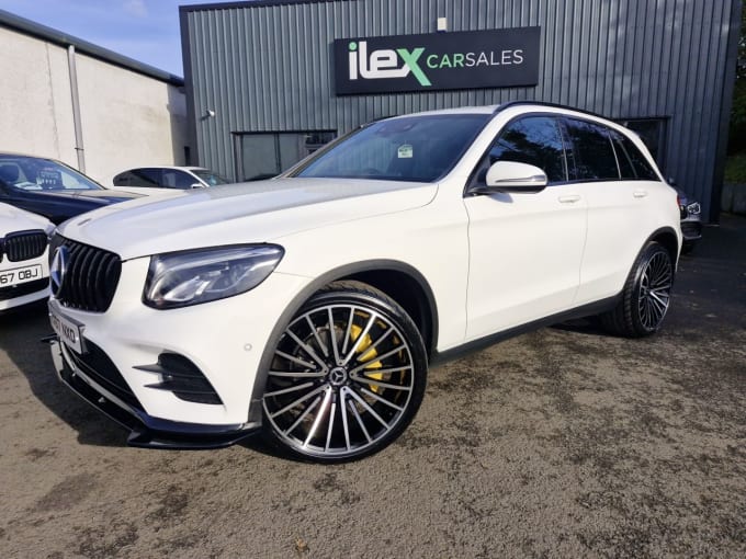 2025 Mercedes-benz Glc