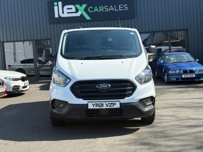 2025 Ford Transit Custom