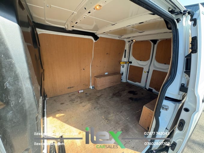 2025 Ford Transit Custom