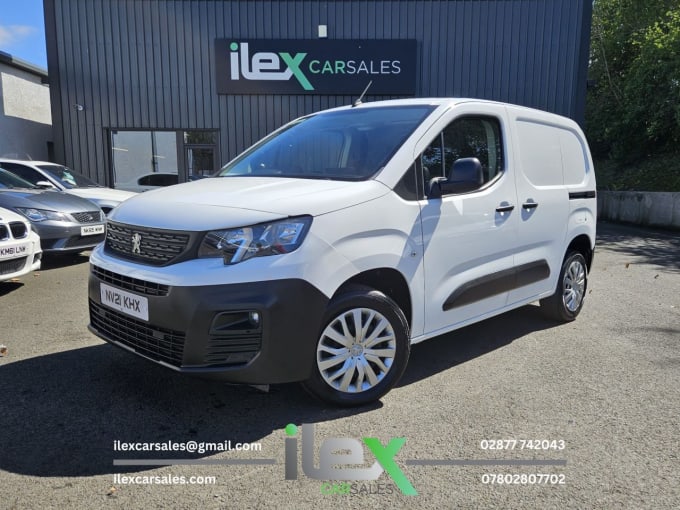 2025 Peugeot Partner
