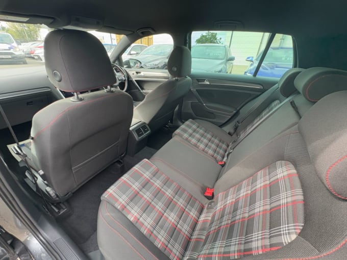 2025 Volkswagen Golf