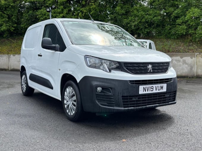 2025 Peugeot Partner