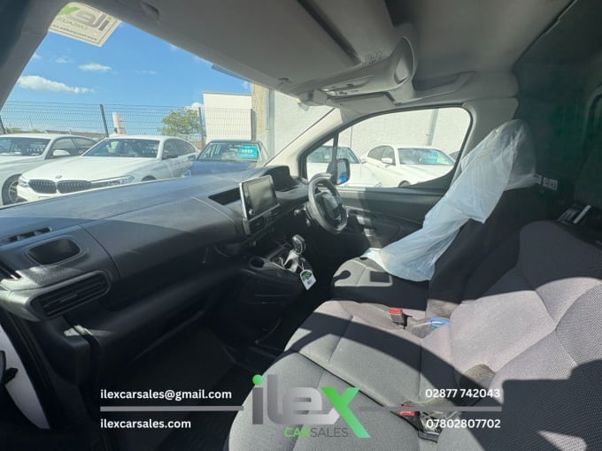 2025 Peugeot Partner