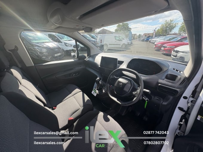 2025 Peugeot Partner