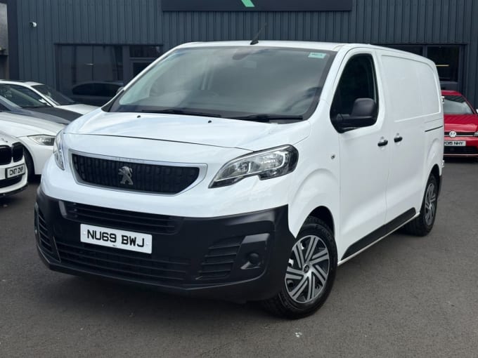 2025 Peugeot Expert