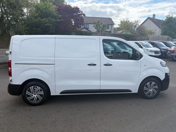 2025 Peugeot Expert