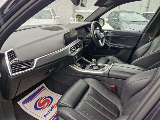 2025 BMW X5