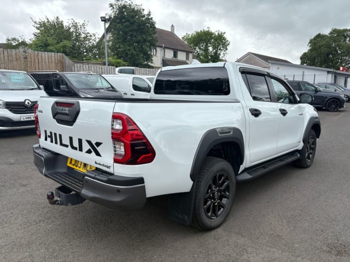 2025 Toyota Hi-lux