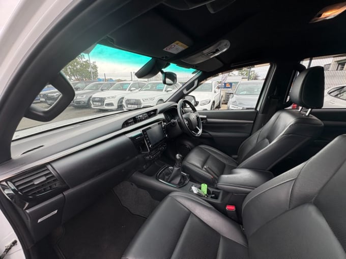 2025 Toyota Hi-lux