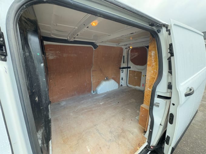 2025 Ford Transit Custom