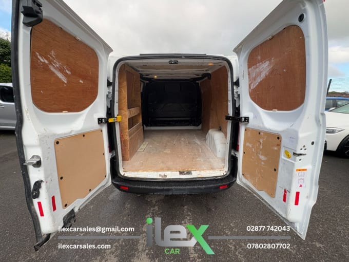 2025 Ford Transit Custom