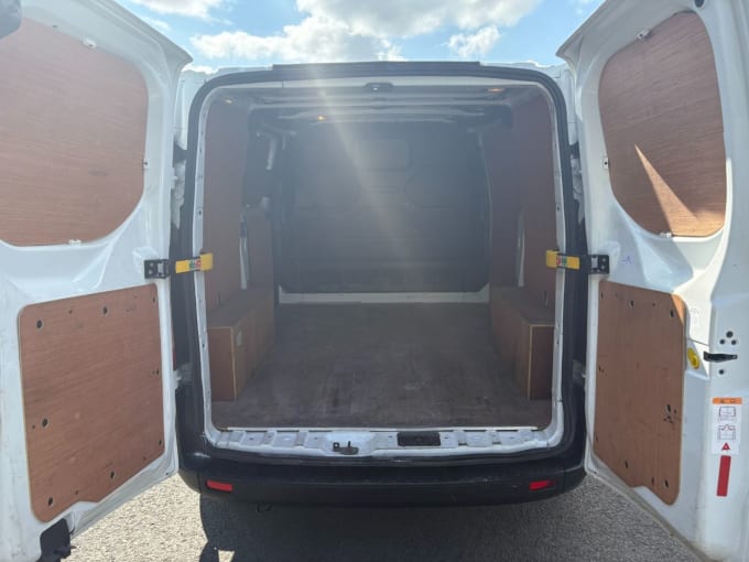 2025 Ford Transit Custom