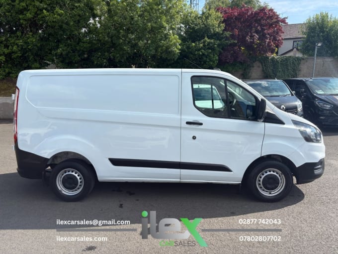 2025 Ford Transit Custom