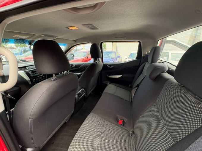 2025 Nissan Navara