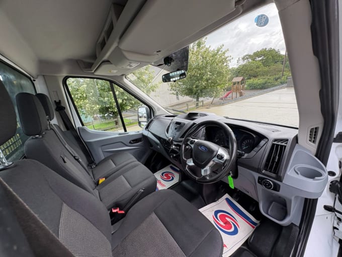 2025 Ford Transit