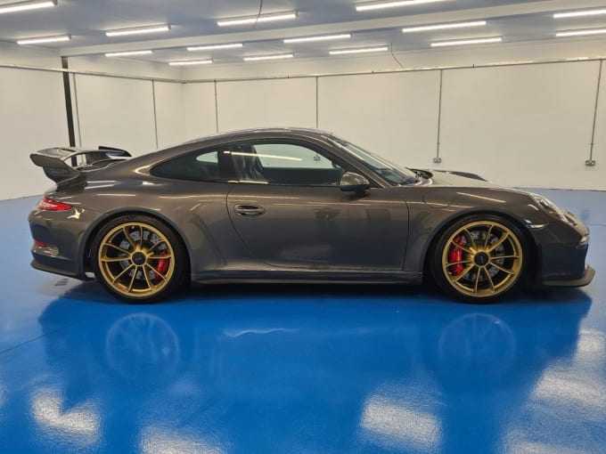2025 Porsche 911