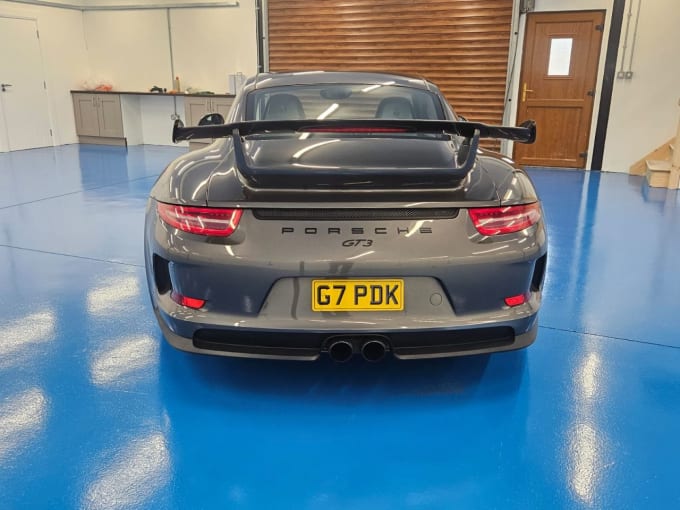 2025 Porsche 911
