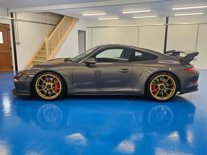 2025 Porsche 911