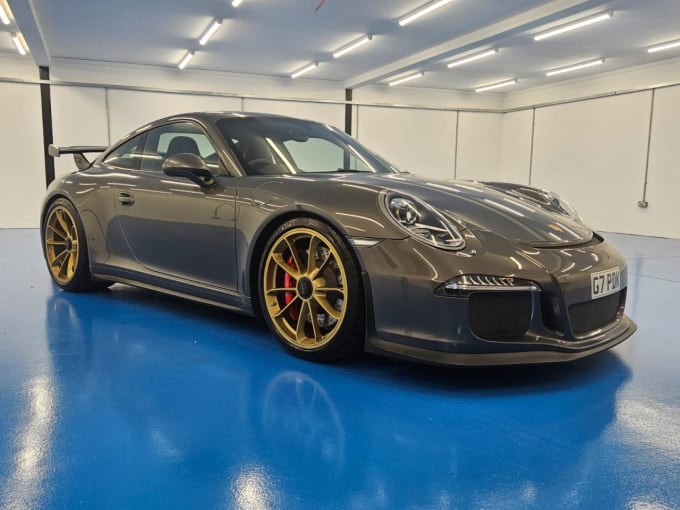 2025 Porsche 911