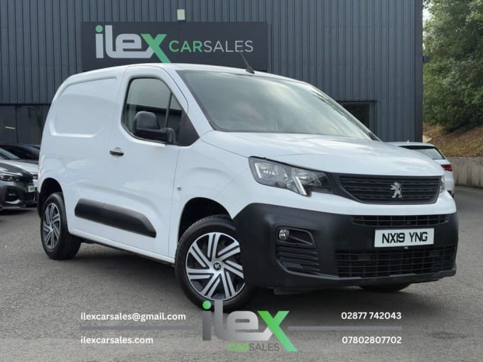 2025 Peugeot Partner