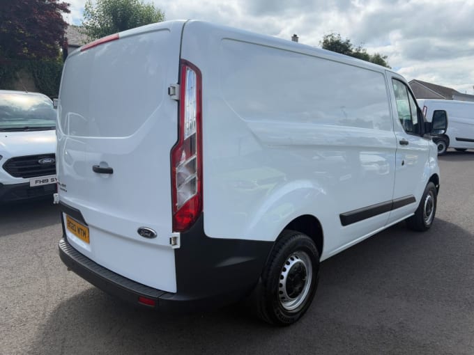 2025 Ford Transit Custom