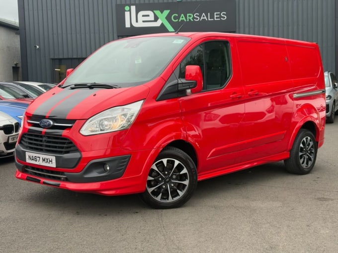2025 Ford Transit Custom