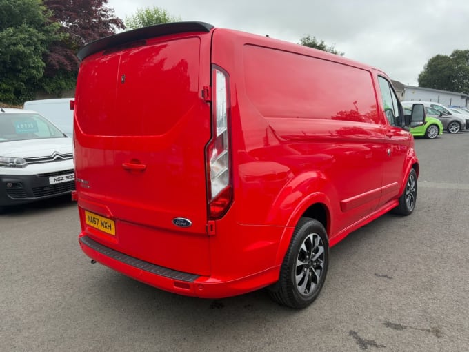 2025 Ford Transit Custom