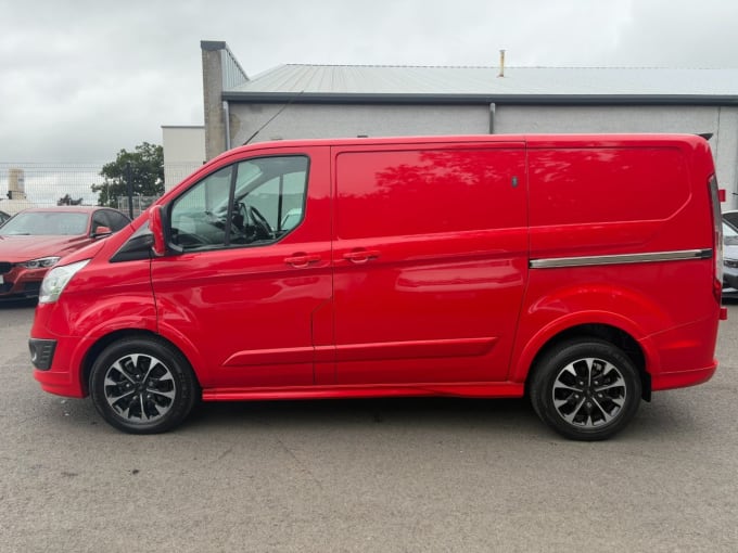 2025 Ford Transit Custom
