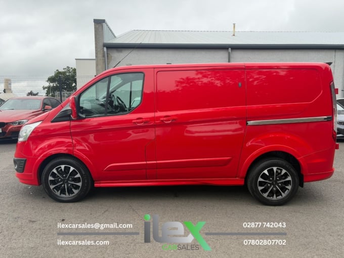 2025 Ford Transit Custom